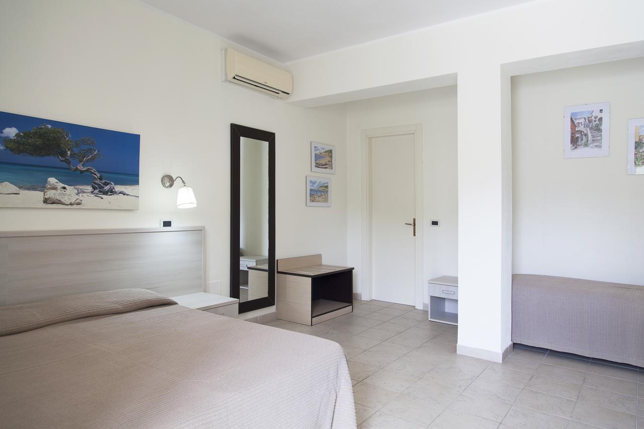 Residence Hotel Villa Mare Portoferraio Exterior foto